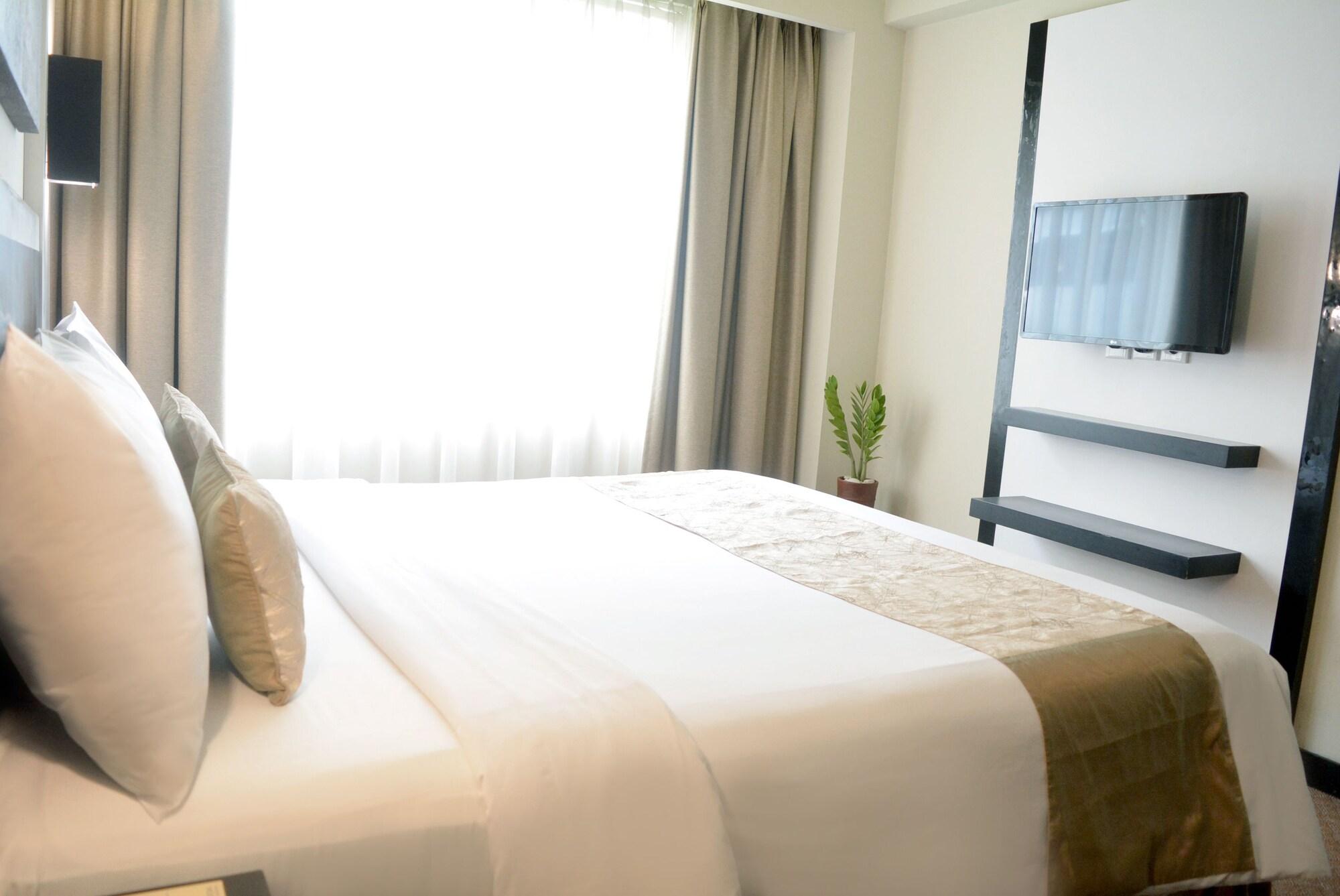 Aston Denpasar Hotel & Convention Ngoại thất bức ảnh