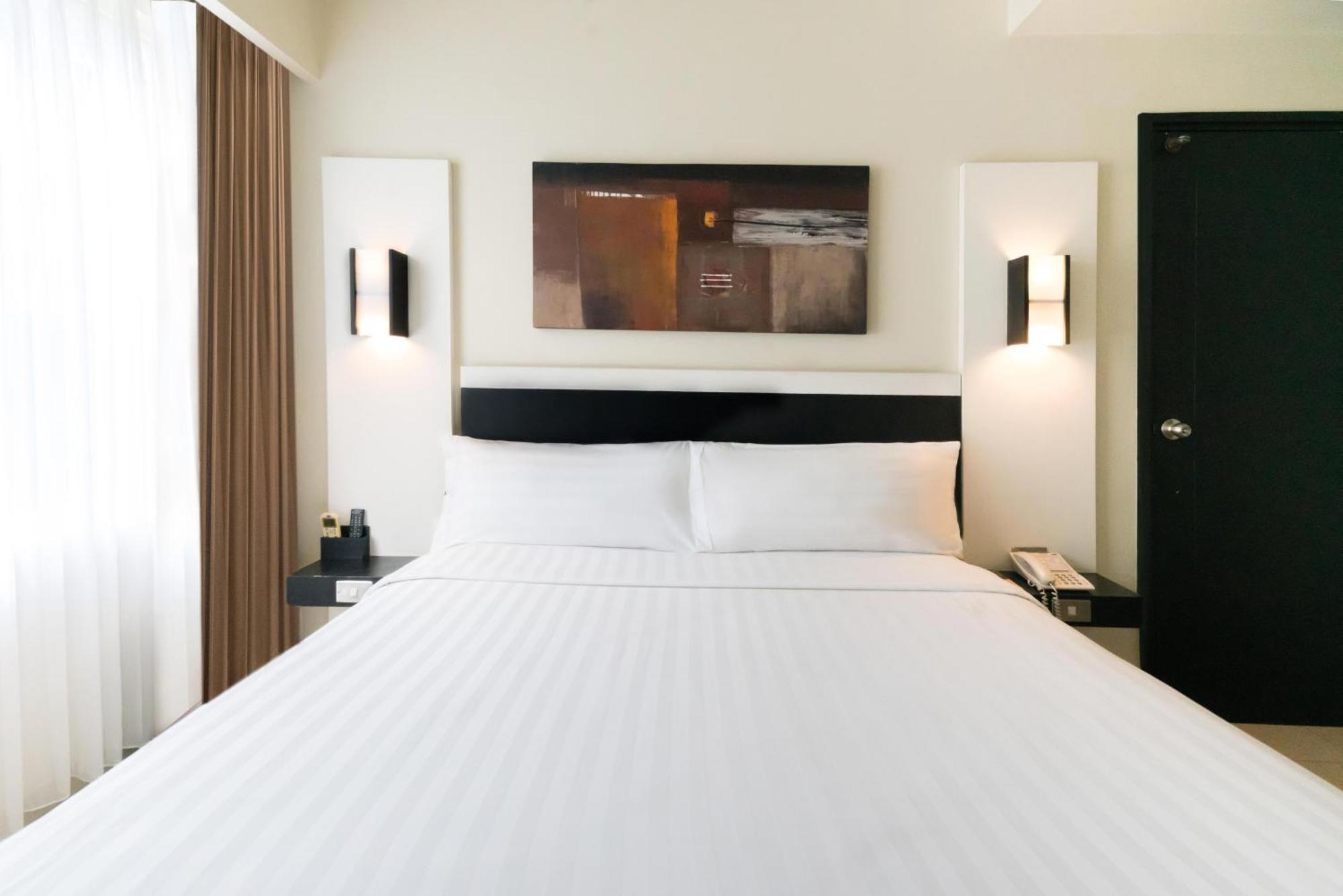 Aston Denpasar Hotel & Convention Ngoại thất bức ảnh