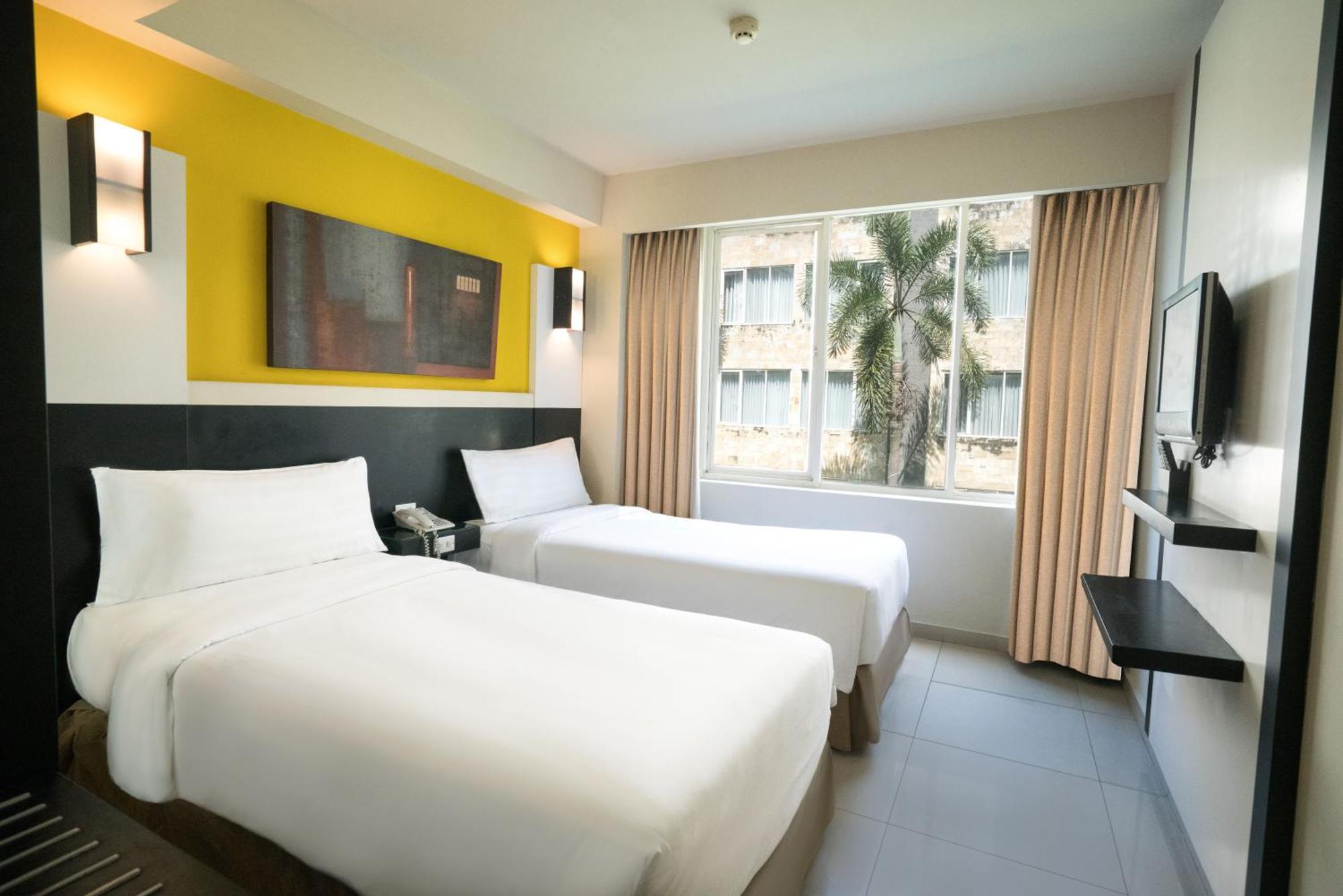 Aston Denpasar Hotel & Convention Ngoại thất bức ảnh